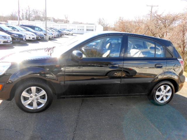 Kia Rio5 2009 photo 3
