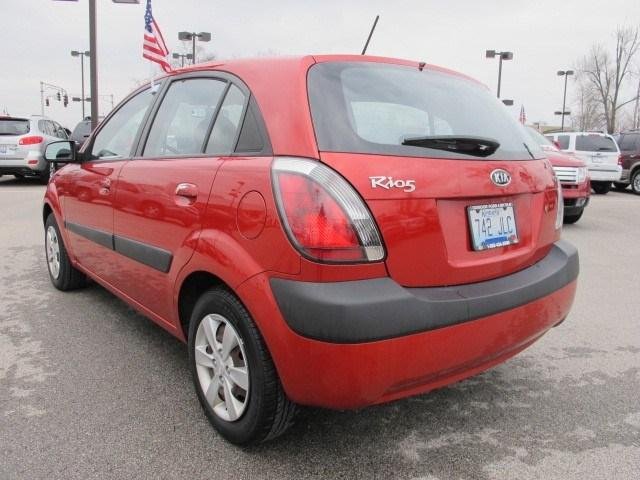 Kia Rio5 2009 photo 5