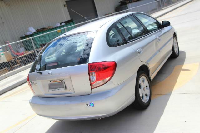 Kia Rio Cinco 2005 photo 1