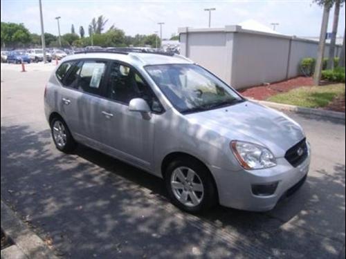 Kia Rondo 2007 photo 1