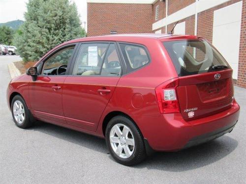 Kia Rondo 2007 photo 2
