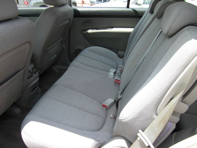 Kia Rondo 2007 photo 1