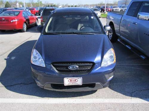 Kia Rondo 2007 photo 1