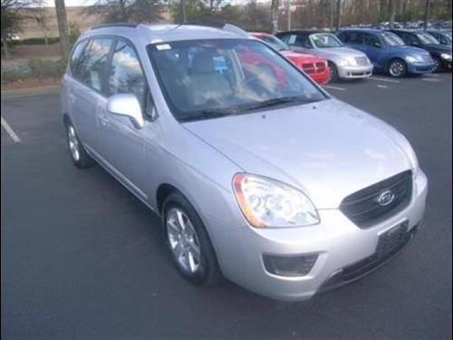 Kia Rondo 2007 photo 1