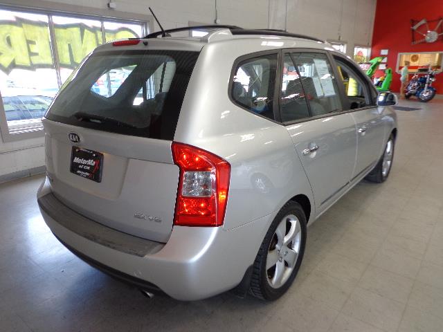 Kia Rondo 5dr HB Auto MiniVan
