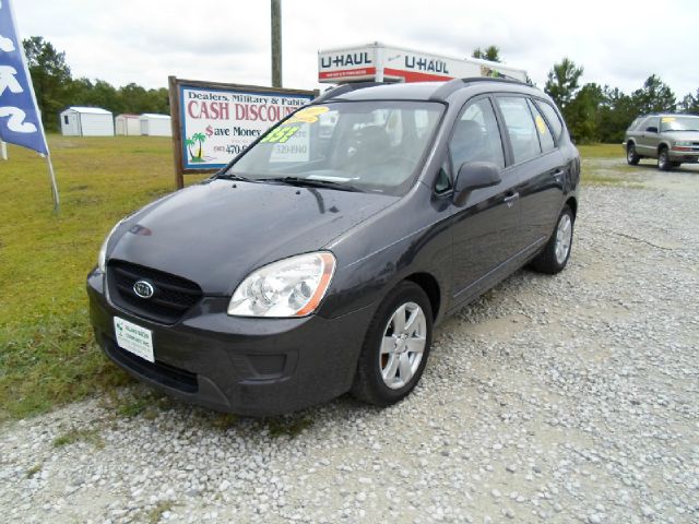 Kia Rondo 2007 photo 4