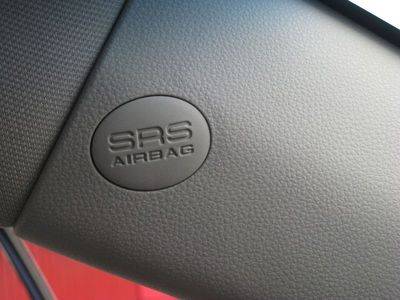 Kia Rondo 2008 photo 2