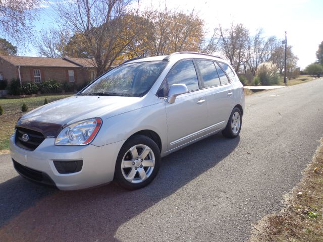 Kia Rondo 2008 photo 4