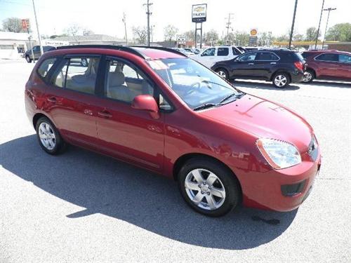 Kia Rondo 2008 photo 1