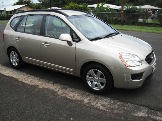 Kia Rondo 2008 photo 3