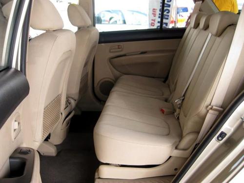 Kia Rondo 2008 photo 1