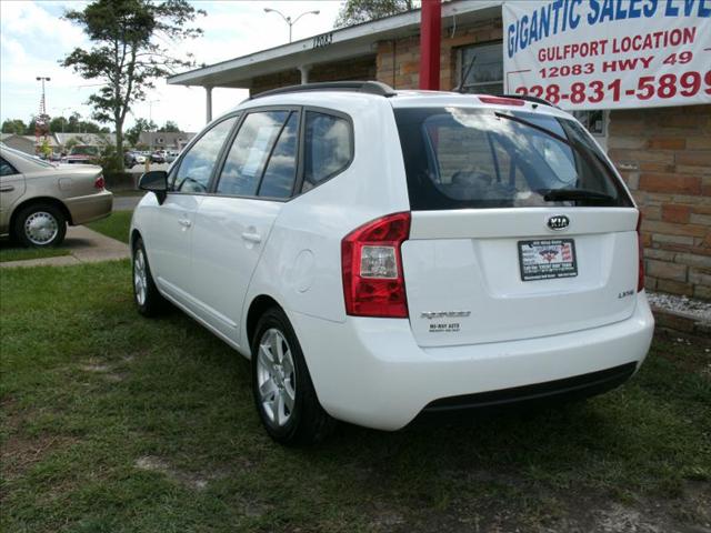 Kia Rondo 2008 photo 4