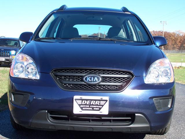 Kia Rondo 2008 photo 2
