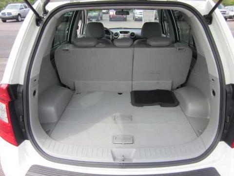 Kia Rondo 2008 photo 1