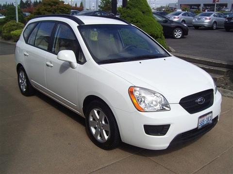 Kia Rondo 2008 photo 1
