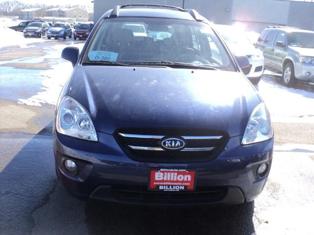 Kia Rondo 2008 photo 1