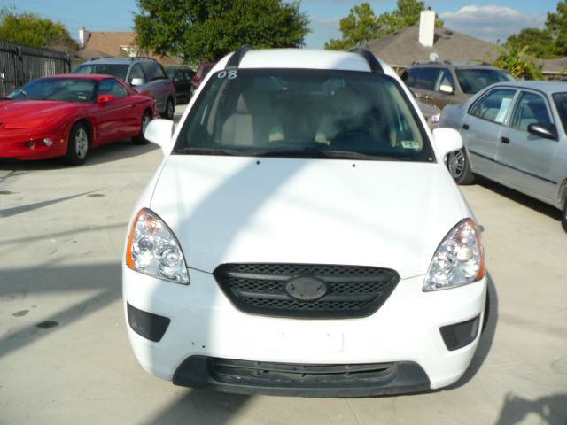 Kia Rondo 2008 photo 3