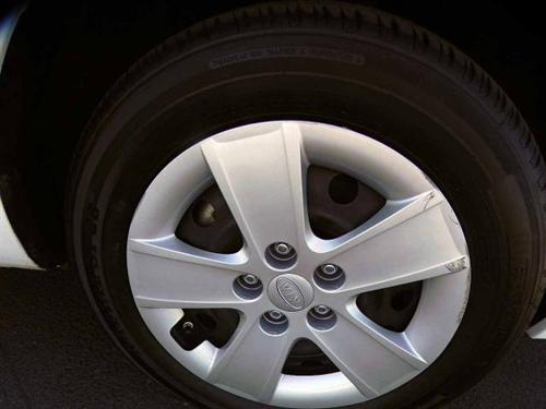 Kia Rondo 2009 photo 1