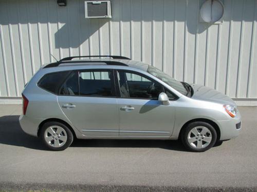 Kia Rondo 2009 photo 1