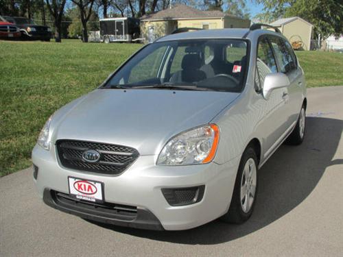 Kia Rondo 2009 photo 5
