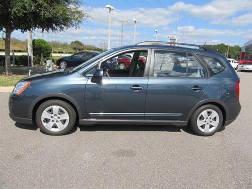 Kia Rondo 2009 photo 1
