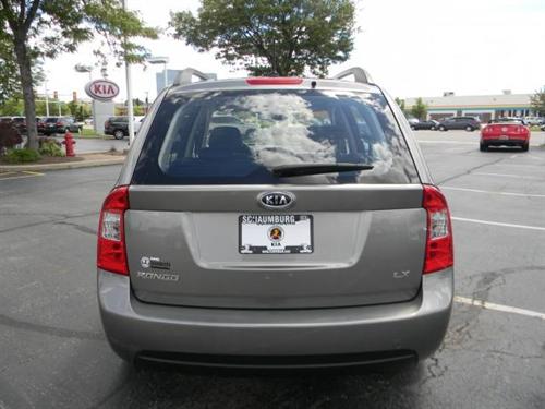 Kia Rondo 2009 photo 4