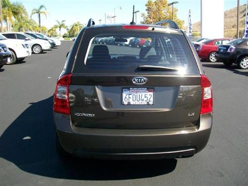 Kia Rondo 2009 photo 5