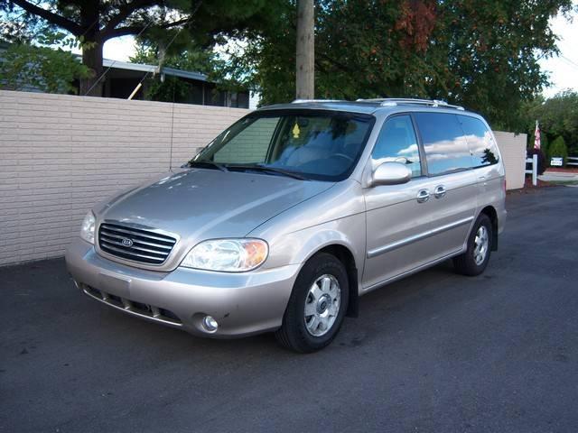 Kia Sedona Open-top MiniVan