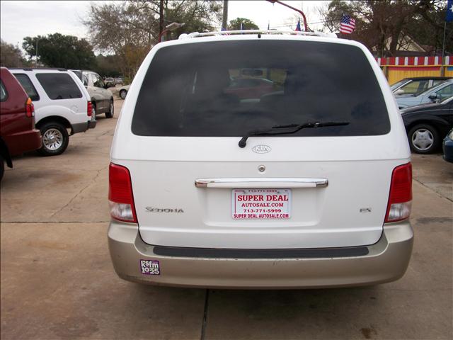 Kia Sedona 2002 photo 2