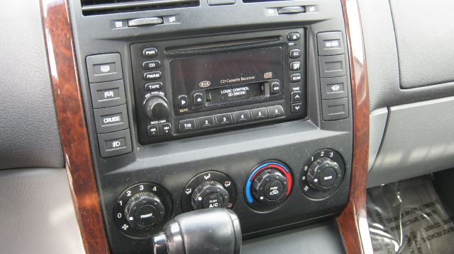 Kia Sedona 2002 photo 7