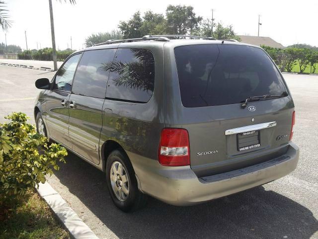 Kia Sedona Elk Conversion Van MiniVan