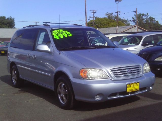 Kia Sedona 2002 photo 2