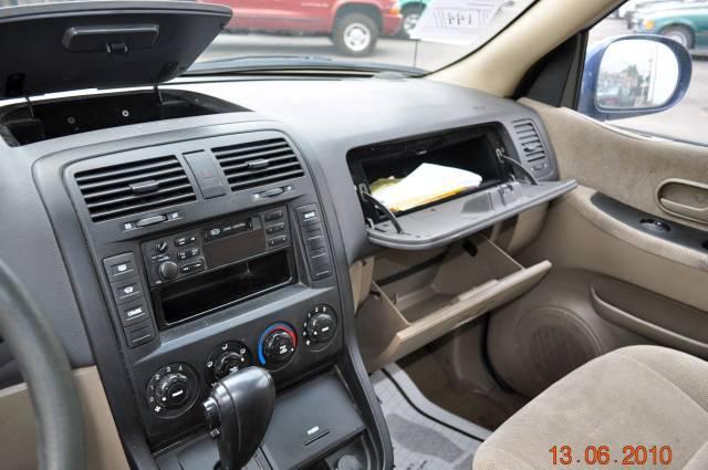 Kia Sedona 2002 photo 2