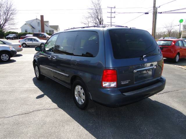 Kia Sedona 2002 photo 1