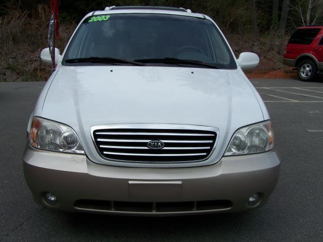 Kia Sedona 2003 photo 1
