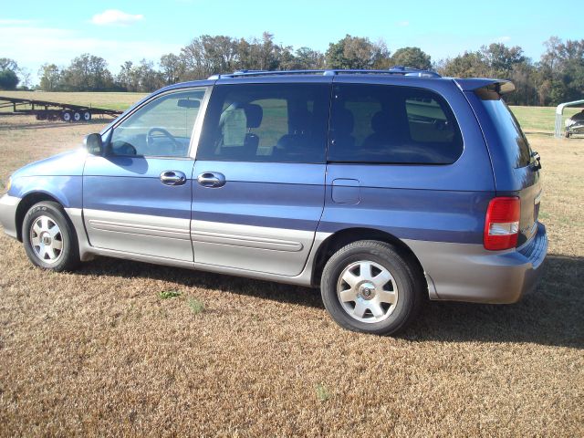 Kia Sedona 2003 photo 2