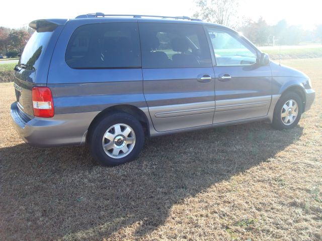 Kia Sedona 2003 photo 4