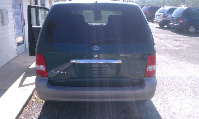 Kia Sedona 2003 photo 1
