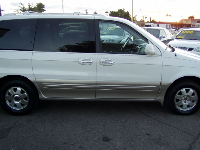 Kia Sedona 2003 photo 1
