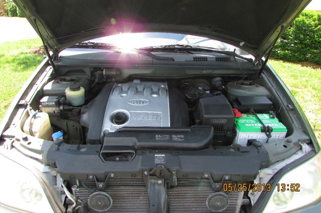 Kia Sedona 2003 photo 10