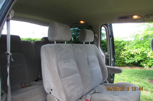 Kia Sedona 2003 photo 12