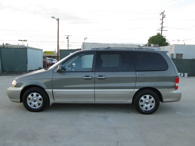 Kia Sedona 2003 photo 2