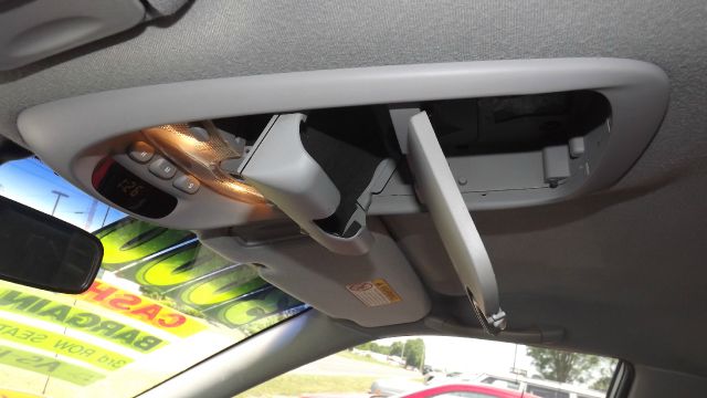 Kia Sedona 2003 photo 12