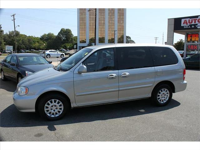 Kia Sedona 2003 photo 1