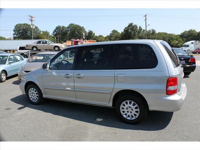 Kia Sedona 2003 photo 2