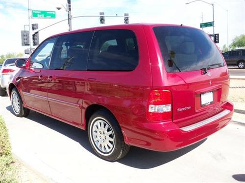 Kia Sedona 2003 photo 1