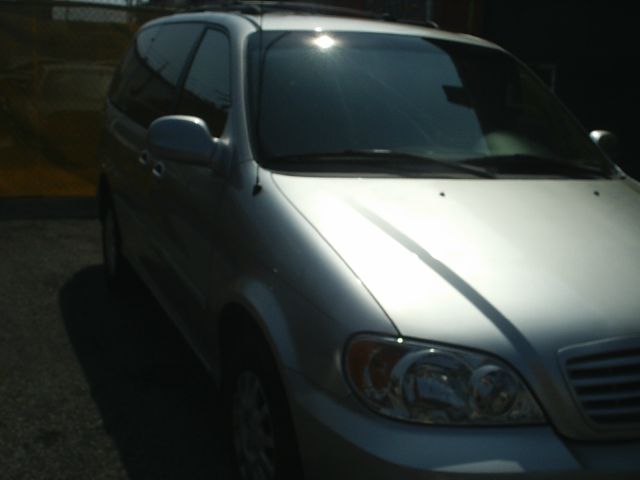 Kia Sedona 2003 photo 1