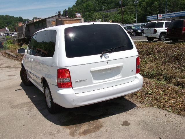 Kia Sedona 2003 photo 1
