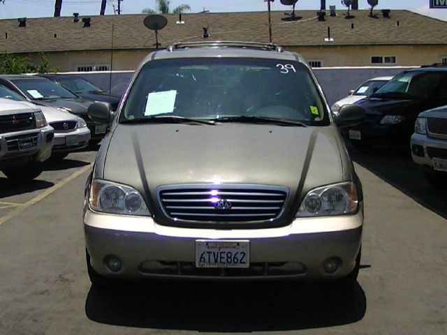 Kia Sedona Open-top MiniVan