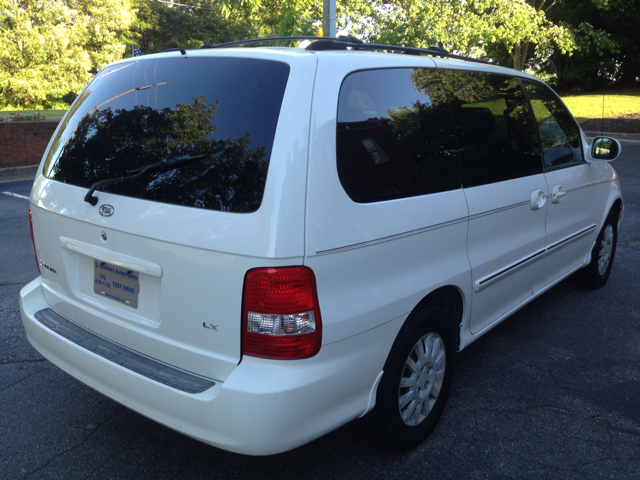 Kia Sedona 2003 photo 4